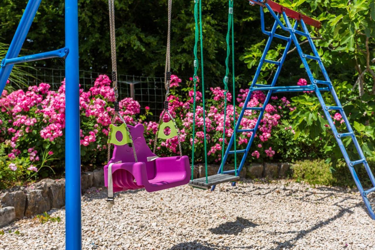 Molnar Resort Apartment Ljiljana Brzac エクステリア 写真