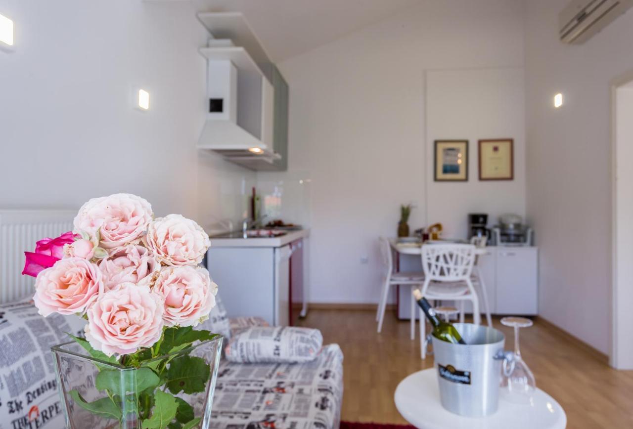 Molnar Resort Apartment Ljiljana Brzac エクステリア 写真